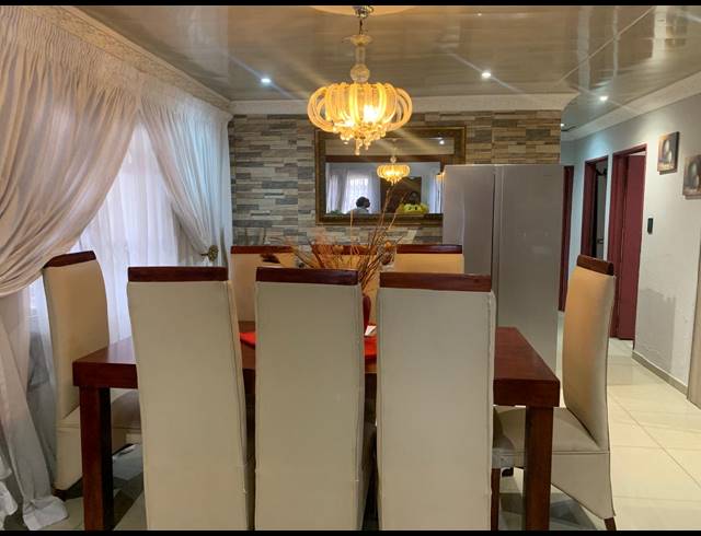 3 BEDROOM HOUSE FOR SALE IN PROTEA GLEN